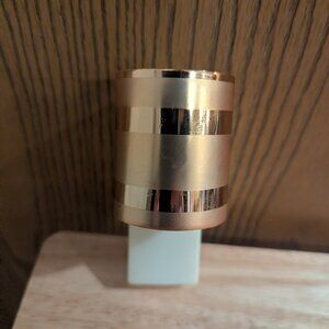 Bath & Body Works Wallflower Plug In Gold Stripe